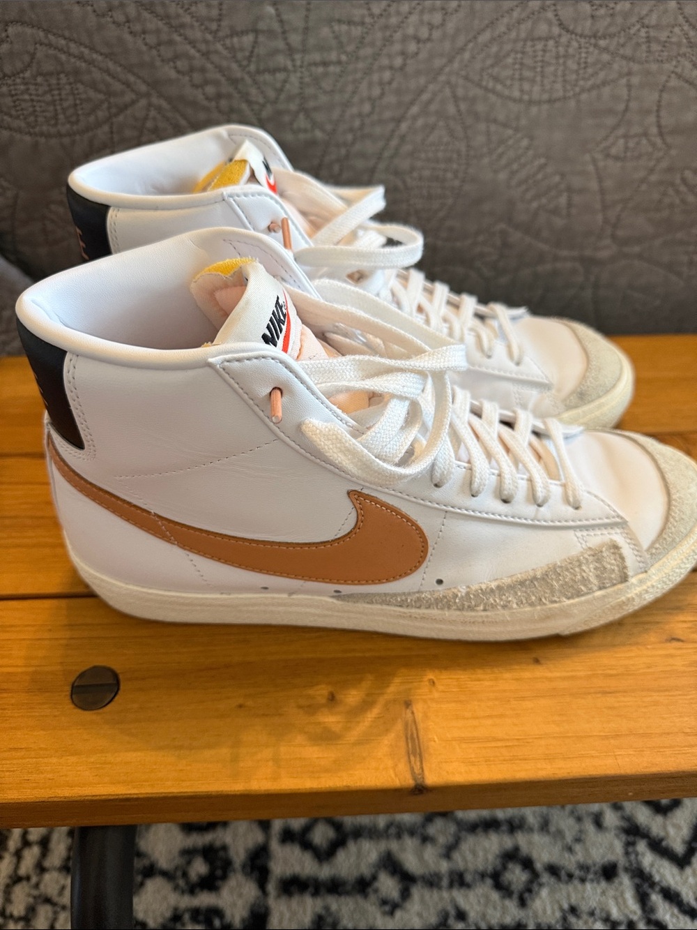 Nike Mens High-Top Sneakers in White and Tan Swoosh